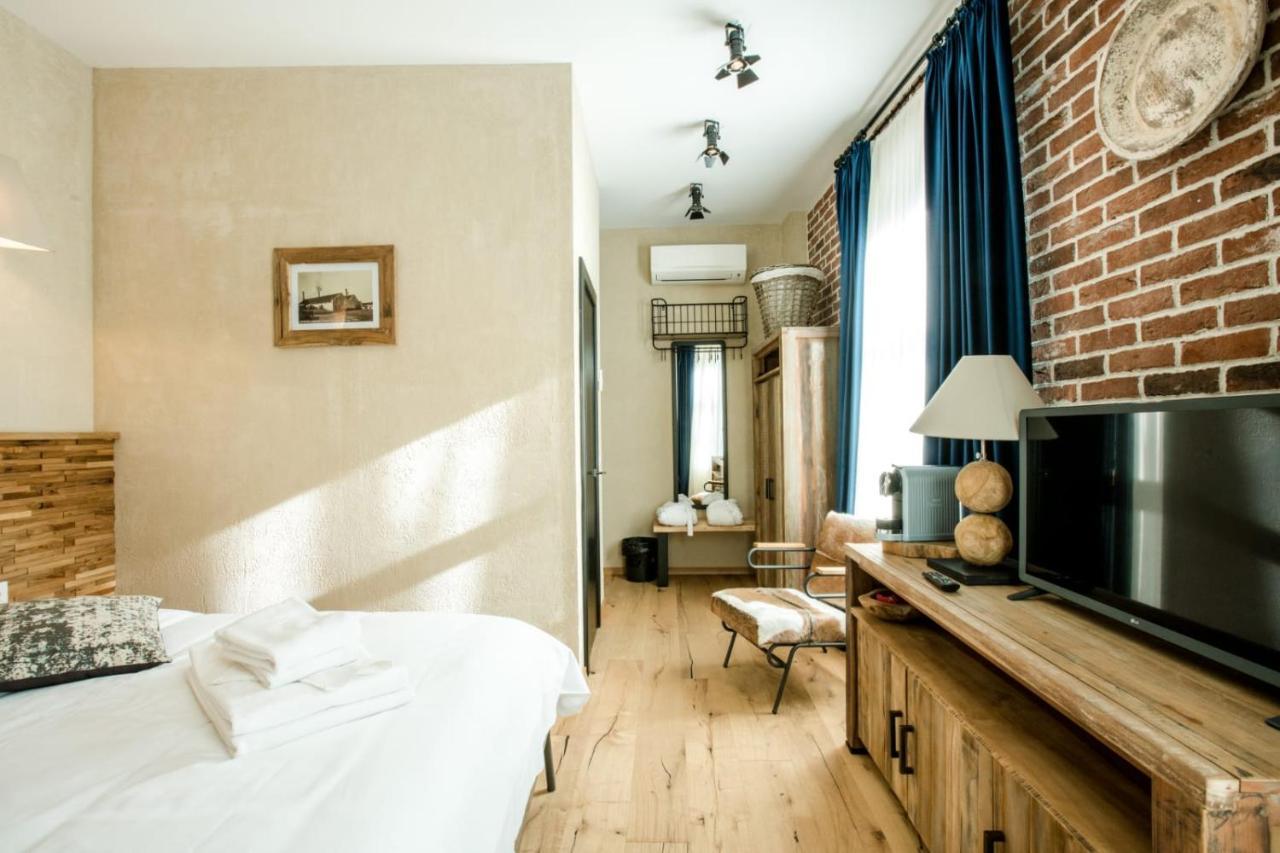 Acsa Inn Craiova Eksteriør billede