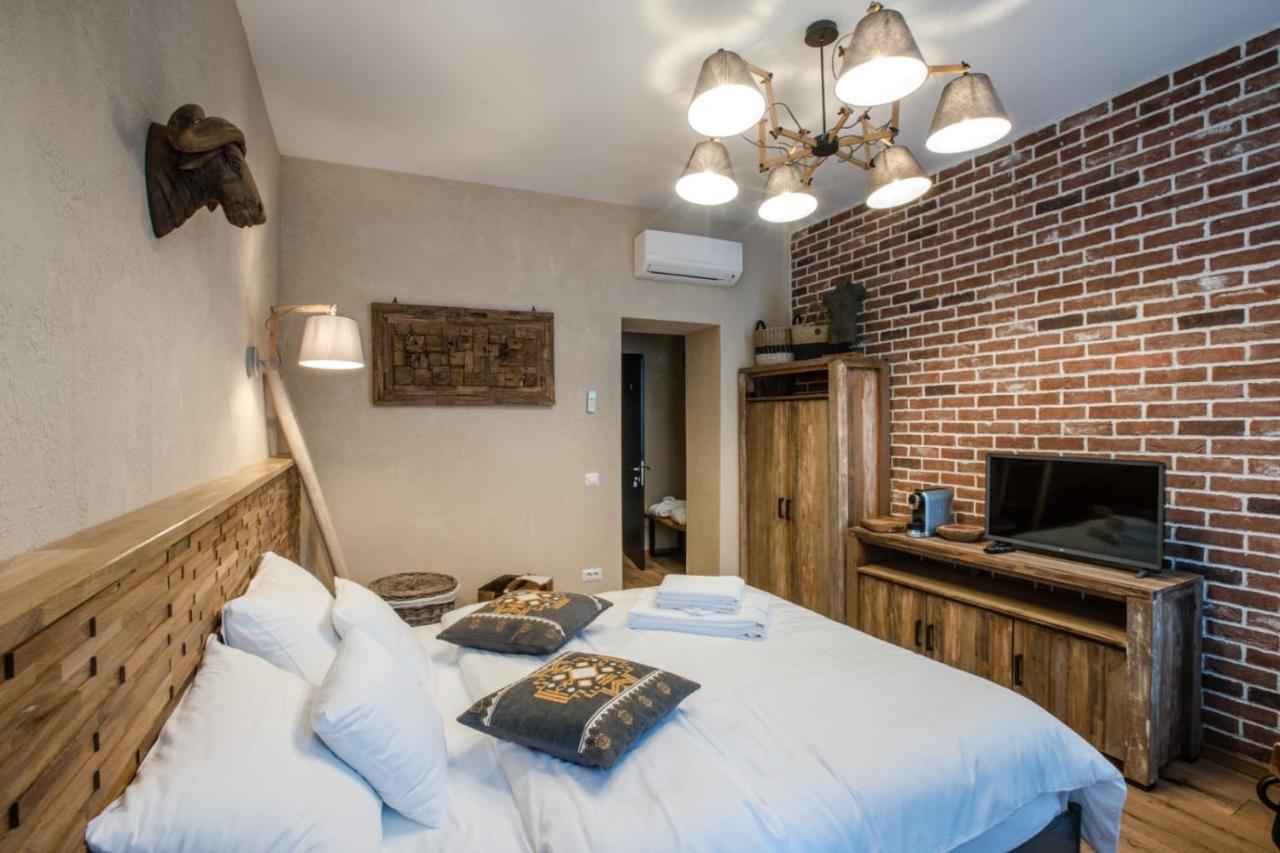 Acsa Inn Craiova Eksteriør billede